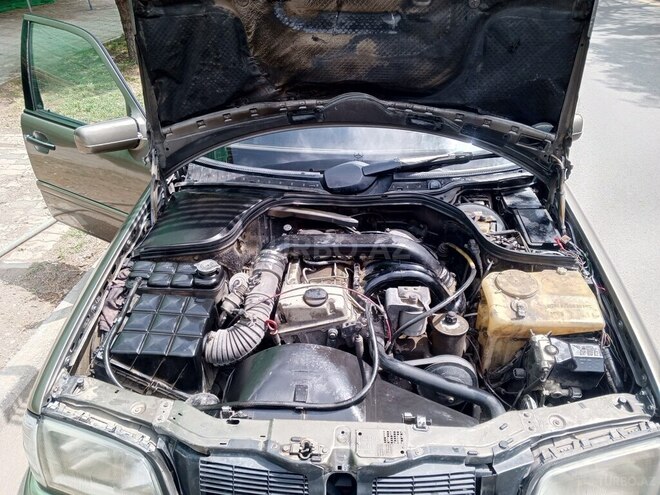 Mercedes C 220 d 1994, 300,000 km - 2.2 л - Gəncə