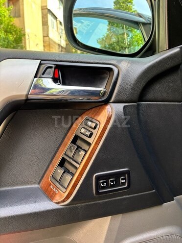 Toyota Land Cruiser Prado 2013, 229,000 km - 3.0 l - Bakı