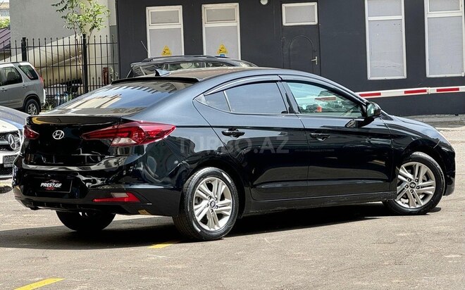 Hyundai Elantra 2019, 90,000 km - 2.0 l - Bakı