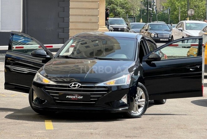 Hyundai Elantra 2019, 90,000 km - 2.0 l - Bakı
