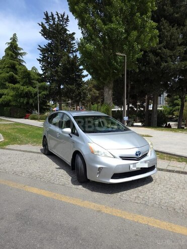 Toyota Prius V 2012, 173,809 km - 1.8 л - Bakı