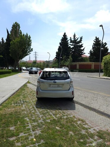 Toyota Prius V 2012, 173,809 km - 1.8 л - Bakı