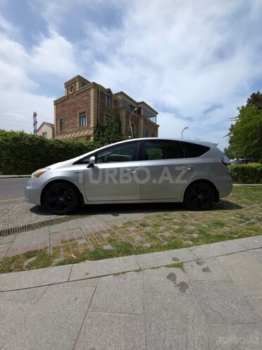 Toyota Prius V 2012, 173,809 km - 1.8 л - Bakı