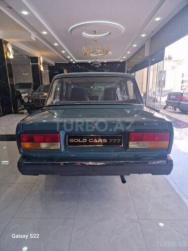 LADA (VAZ) 2107-4