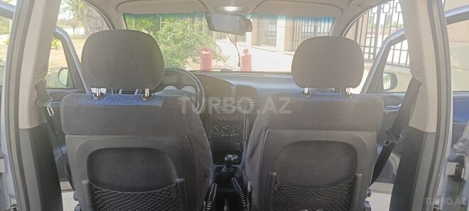 Opel Zafira 1999, 420,000 km - 1.8 l - Yevlax