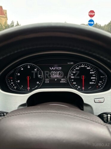 Audi A8 2012, 206,000 km - 6.3 л - Bakı