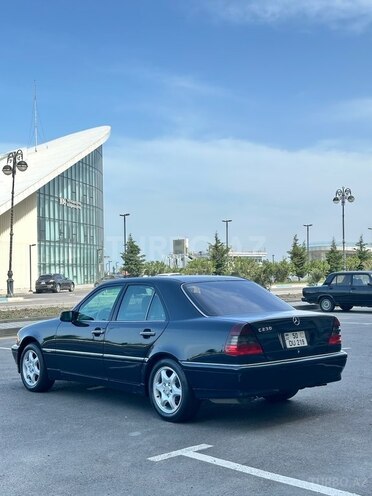 Mercedes C 230 1998, 267,000 km - 2.3 л - Sumqayıt