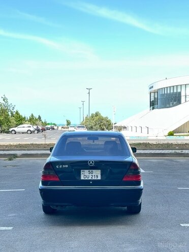 Mercedes C 230 1998, 267,000 km - 2.3 л - Sumqayıt