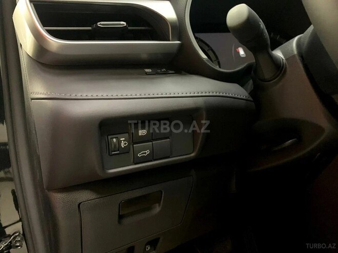 Toyota Highlander 2024, 9,999 km - 2.5 л - Bakı