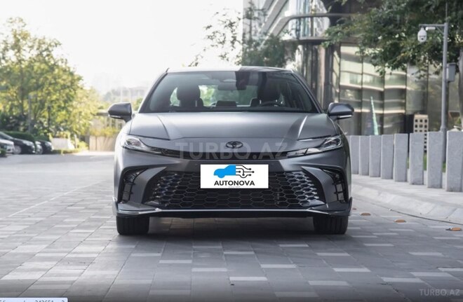 Toyota Camry-4