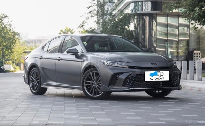Toyota Camry-3