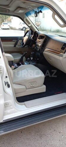 Mitsubishi Pajero 2008, 175,000 km - 3.0 л - Bakı