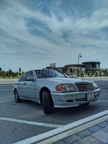 Mercedes C 230 1997, 326,170 km - 2.3 l - Sumqayıt