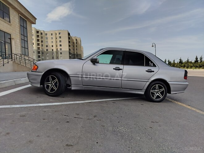 Mercedes C 230 1997, 326,170 km - 2.3 l - Sumqayıt