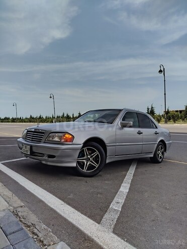 Mercedes C 230 1997, 326,170 km - 2.3 l - Sumqayıt