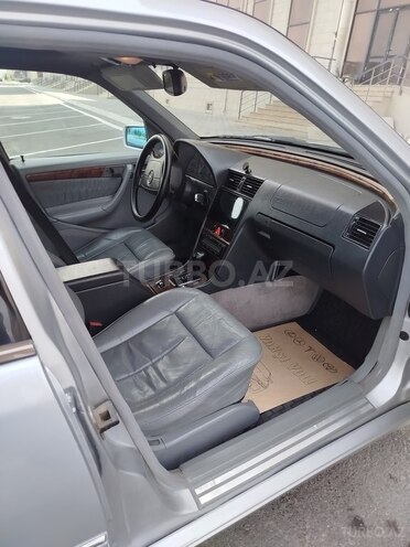 Mercedes C 230 1997, 326,170 km - 2.3 l - Sumqayıt
