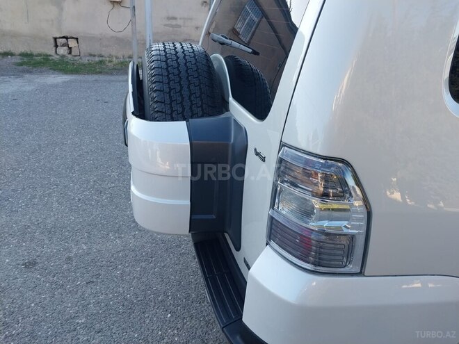 Mitsubishi Pajero 2008, 175,000 km - 3.0 л - Bakı
