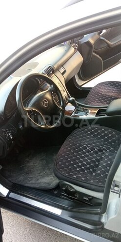 Mercedes C 200 d 2007, 885,117 km - 2.2 l - Bakı