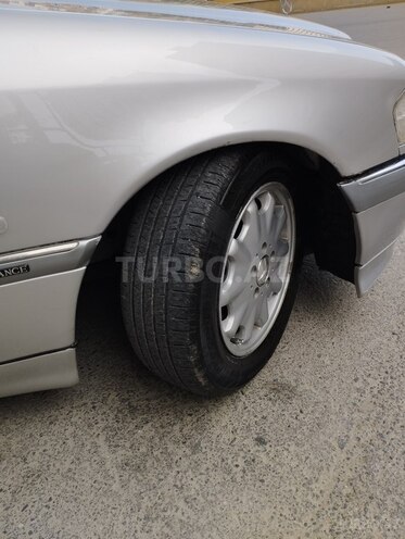 Mercedes C 220 d 1998, 602,538 km - 2.2 l - Bakı