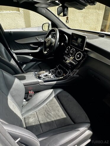 Mercedes GLC 300 4MATIC Coupe 2019, 100,000 km - 2.0 l - Bakı