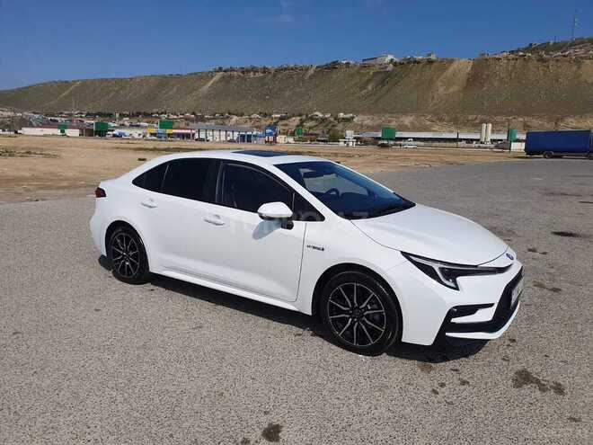 Toyota Corolla 2023, 7,500 km - 1.8 л - Bakı