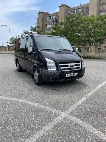 Ford Transit-1