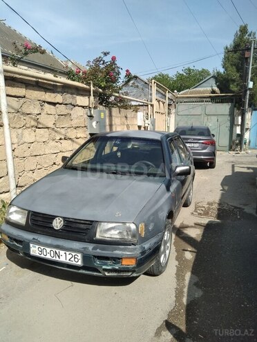 Volkswagen Vento 1996, 300,000 km - 1.8 л - Bakı