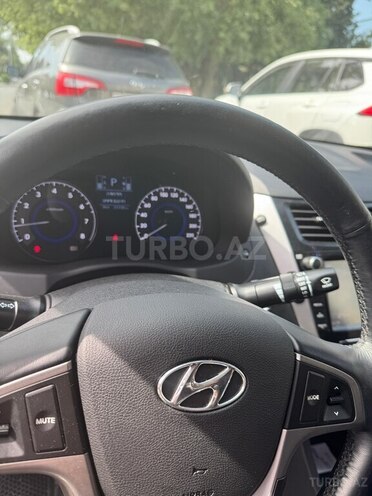 Hyundai Accent 2015, 317,000 km - 1.6 l - Sumqayıt