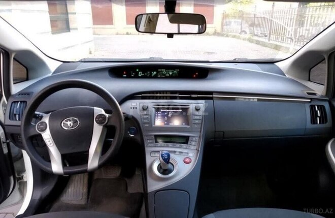 Toyota Prius 2011, 235,000 km - 1.8 l - Lənkəran