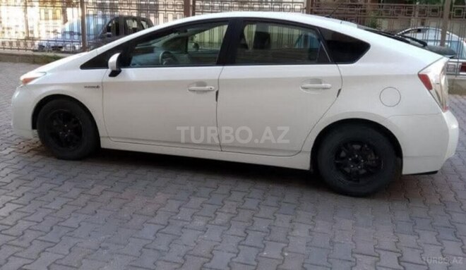 Toyota Prius 2011, 235,000 km - 1.8 l - Lənkəran