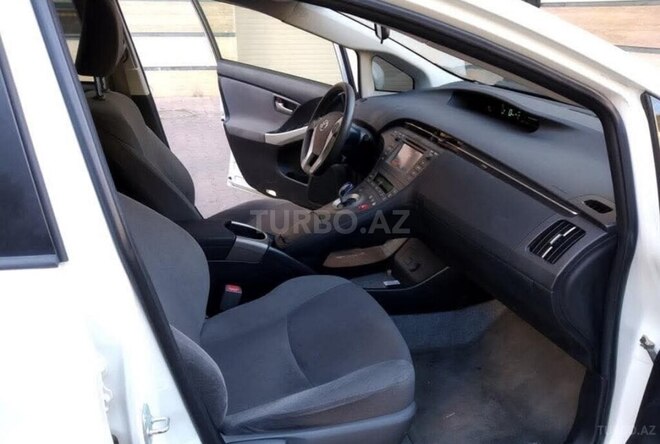 Toyota Prius 2011, 235,000 km - 1.8 l - Lənkəran