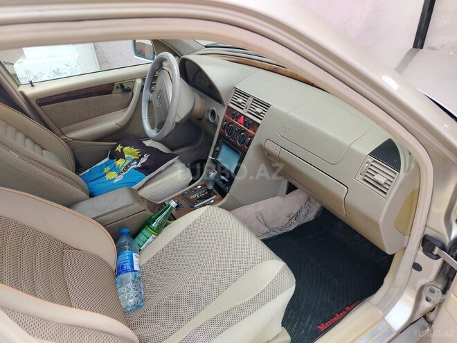 Mercedes C 230 1998, 212,000 km - 2.3 л - Bakı