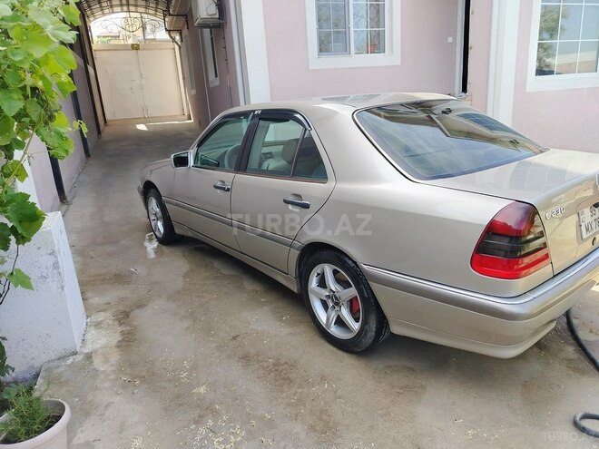 Mercedes C 230 1998, 212,000 km - 2.3 л - Bakı