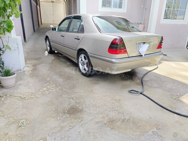 Mercedes C 230 1998, 212,000 km - 2.3 л - Bakı