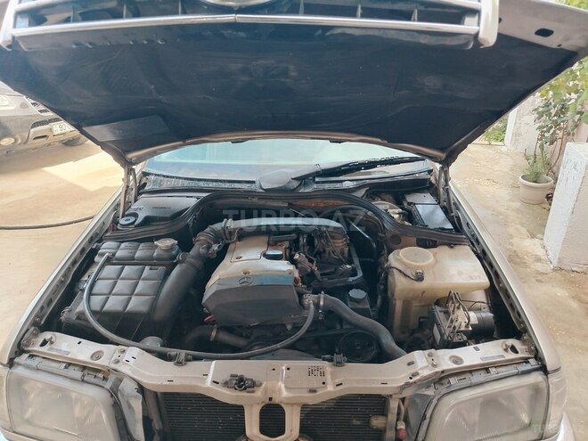Mercedes C 230 1998, 212,000 km - 2.3 л - Bakı
