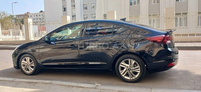 Hyundai Elantra 2020, 100,000 km - 2.0 л - Bakı