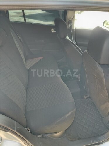 Renault Megane-10