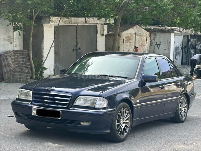 Mercedes C 240 2000, 254,784 km - 2.4 л - Bakı