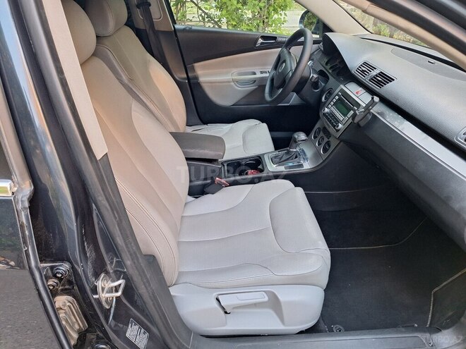 Volkswagen Passat 2006, 199,850 km - 2.0 l - Bakı