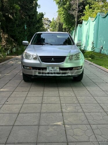 Mitsubishi Airtrek 2001, 250,000 km - 2.4 л - Bakı