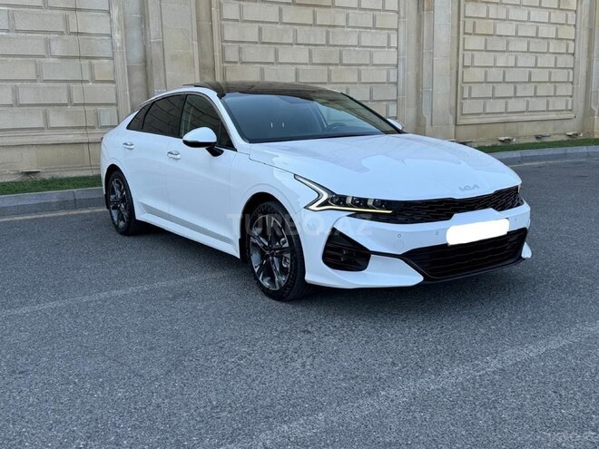 Kia K5-3