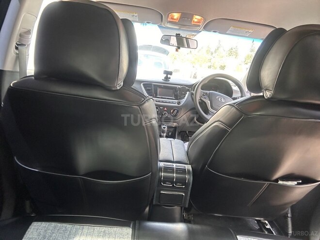 Hyundai Accent 2018, 115,000 km - 1.6 l - Bakı