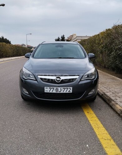 Opel Astra 2011, 198,000 km - 1.4 l - Bakı
