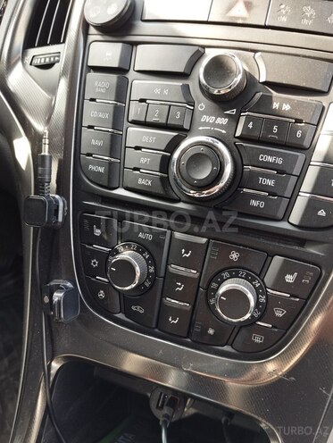 Opel Astra 2011, 198,000 km - 1.4 l - Bakı