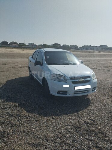 Chevrolet Aveo-8