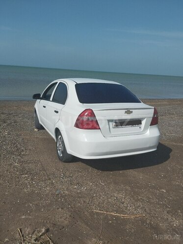 Chevrolet Aveo-14