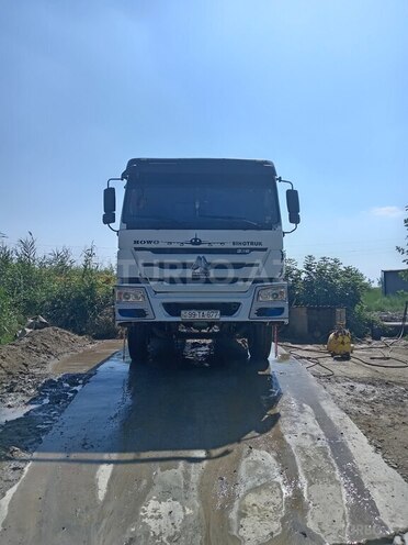 HOWO Sinotruk 2014, 440,000 km - 9.7 l - Yevlax