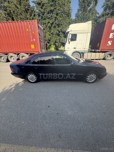 Mercedes E 220 2000, 350,000 km - 2.2 l - Ağsu