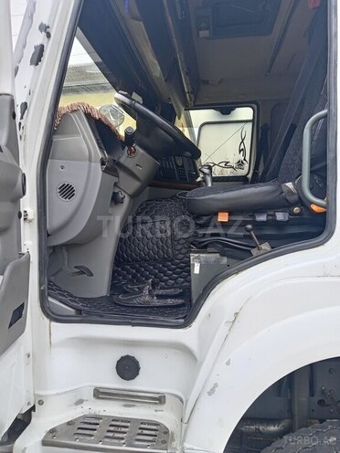 HOWO Sinotruk 2014, 440,000 km - 9.7 l - Yevlax