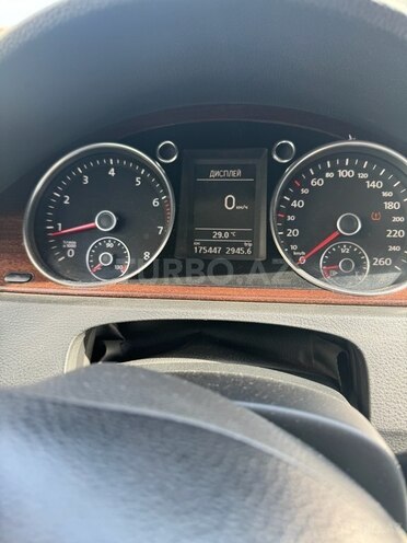 Volkswagen Passat 2011, 176,000 km - 1.8 l - Bakı